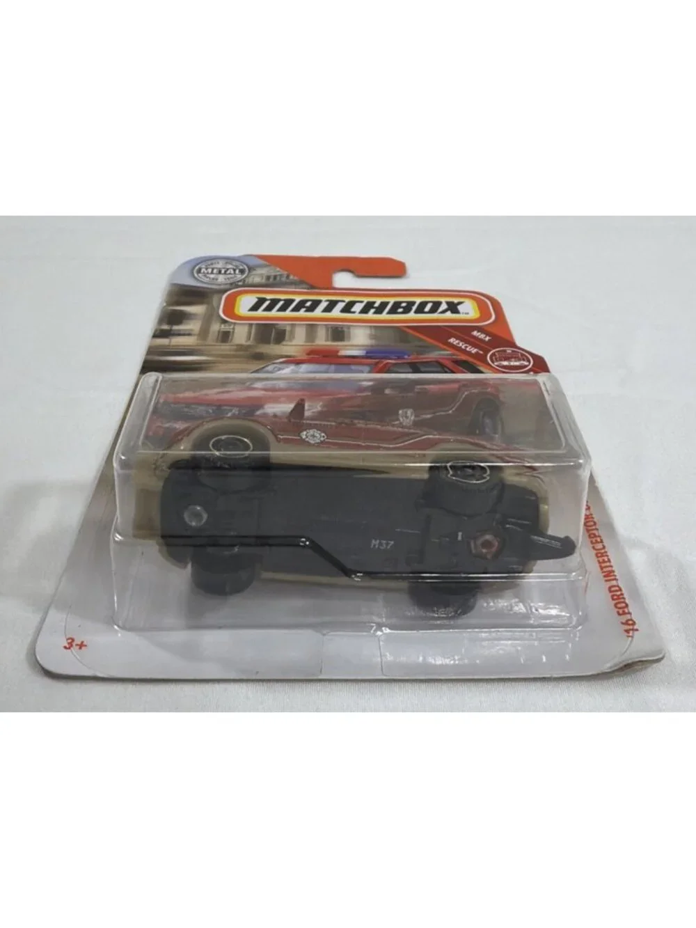 Matchbox Red '16 Ford Interceptor Utility MBX Rescue 2019